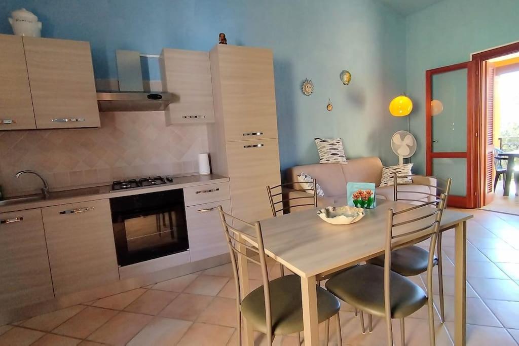 Appartamento Sole E Mare Budoni Exterior photo